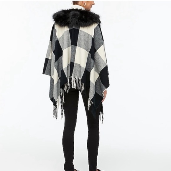 NWT J. Crew Black & White Gingham Plaid Fur Collar Fringe Poncho Cape Jacket - Picture 7 of 8